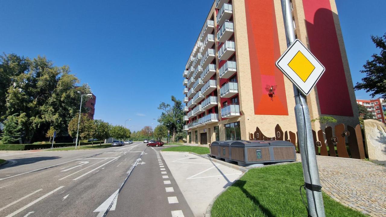 Luxo 2 Room Apartments By Bratislavatrip Exterior photo