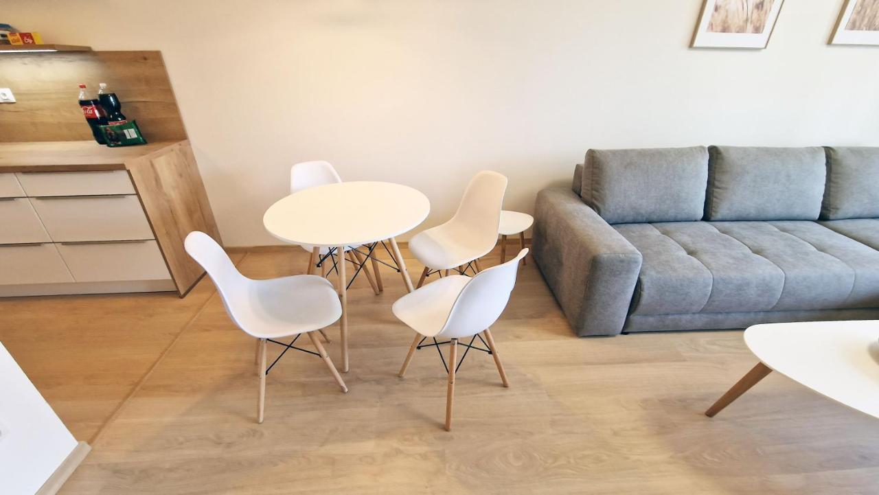 Luxo 2 Room Apartments By Bratislavatrip Exterior photo