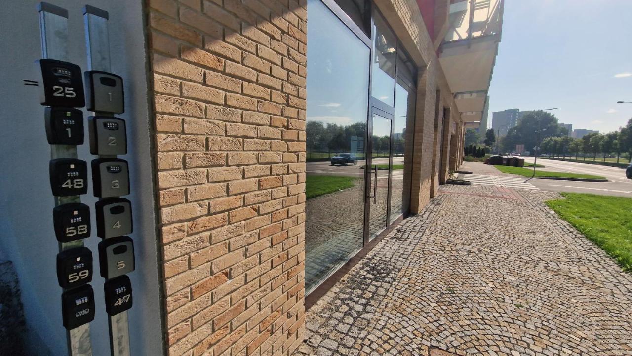 Luxo 2 Room Apartments By Bratislavatrip Exterior photo